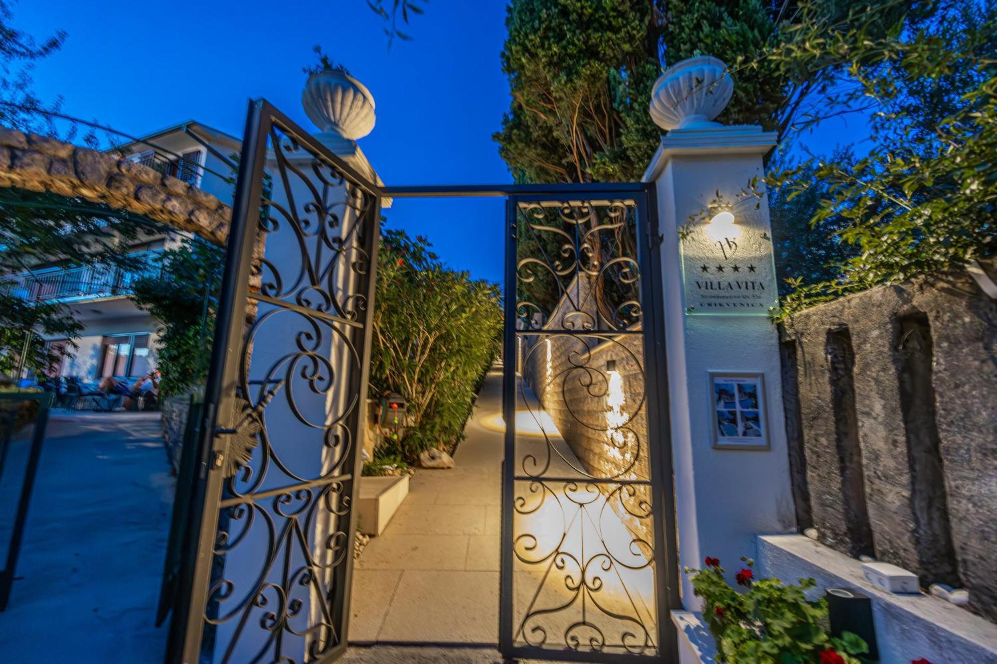 Villa Vita Luxury Apartments Цриквениця Екстер'єр фото